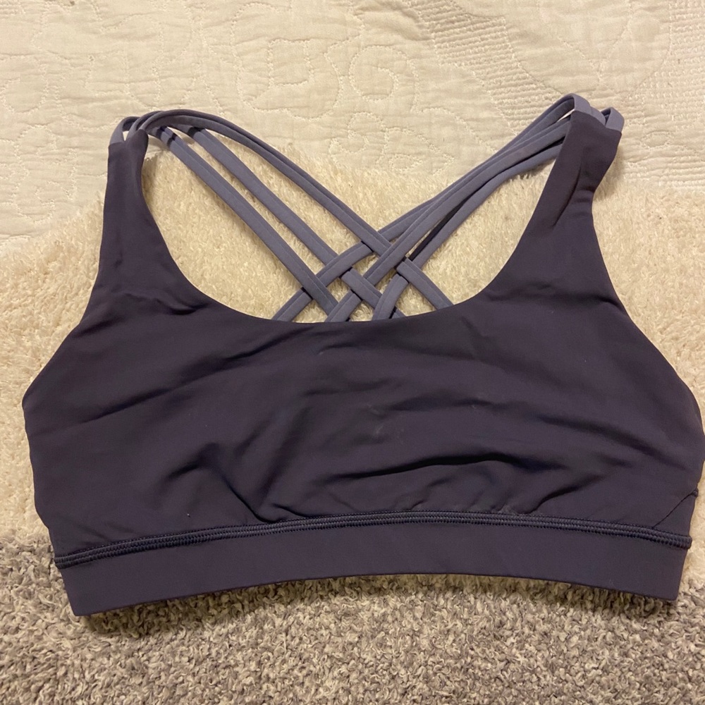 Lululemon sports bra
